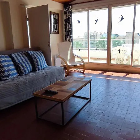 2 Avec Terrasse Au Lavandou - Fr-1-308-122 * Le Lavandou